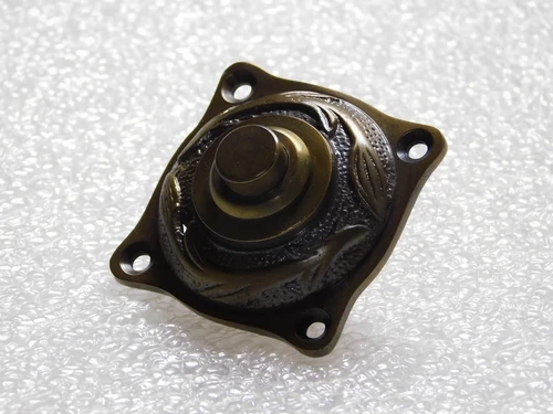 Doorbell De Lelie - 4.5 x 4.5 cm - Patinated Brass