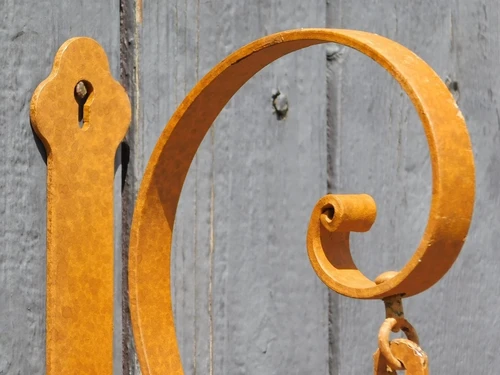 Doorbell - cast iron in rust colour - retro design