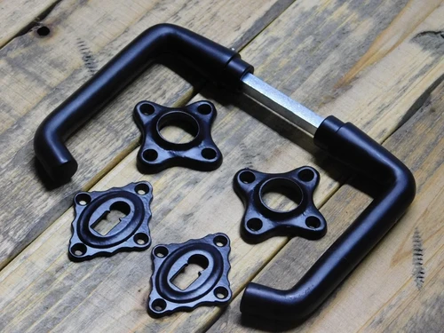 Set of door handles with latch and lock escutcheons - Black - Aluminium