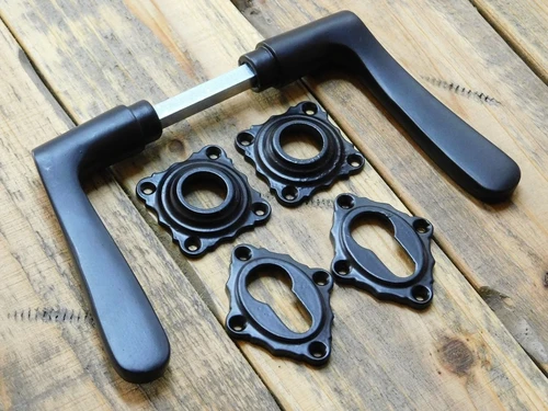 Set of Door Handles with Square Backplates and PC Lock Backplates - Black
