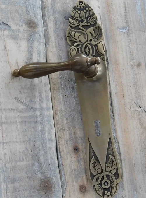 Art-nouveau stijl deurbeslagset met mooie messing deurplaten, PZ72!
