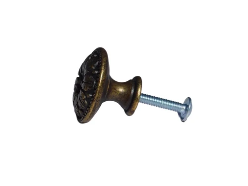 Knob Oak Leaf - 31 mm - Brass Antique