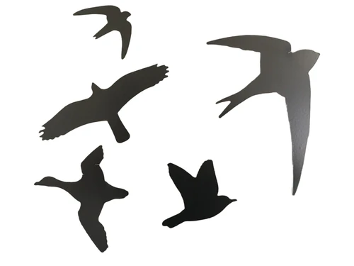Raamstikkers in de vorm van vliegende vogels