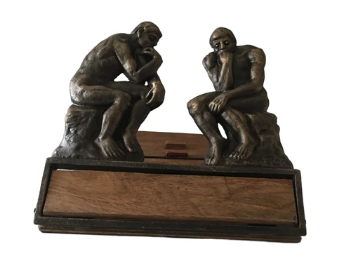 Classic Bookend: ‘The Thinker’ (Rodin) – Cast Iron and Wood