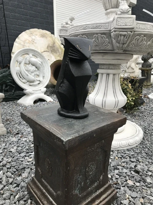 Abstract statue of a cat / cat, abstract animal statue, cast iron
