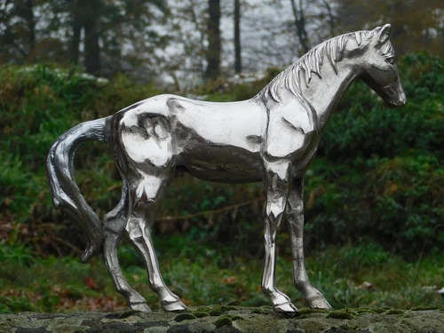 Horse statue - nickel-plated aluminum - decorative item