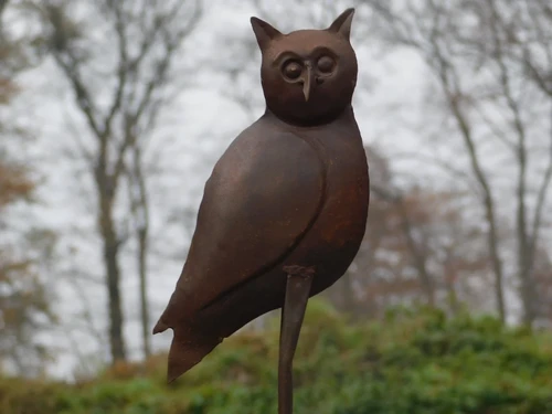 Statue owl - wise owl - metal in cast iron look, raw hand built