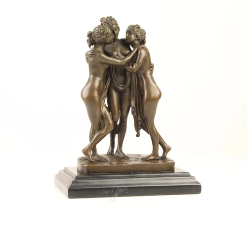 Bronzen beeld van Drie Gratiën drie zusters