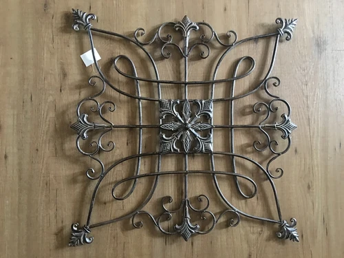 Decorative Wall Ornament - Metal - Brown