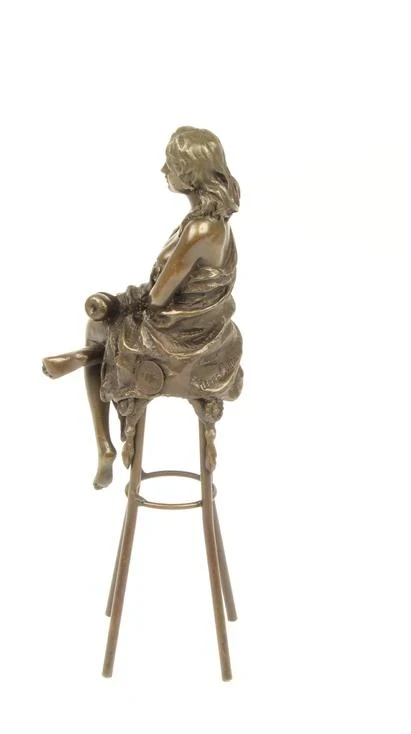 Bronze Sculpture of an Elegant Lady Sitting on a Bar Stool – 26 cm