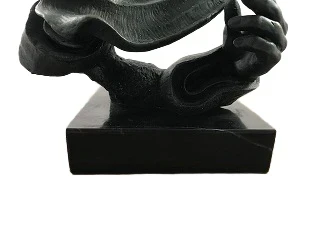 Een Modernist bronzen beeld van God, Green finish