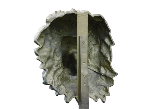 One-off: Large Lion's Head on Stand - 120 cm - Messing - Alu