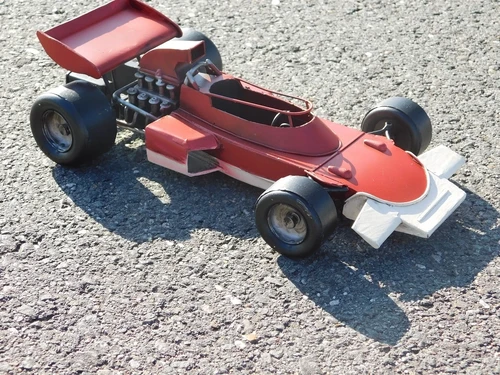 Metall-Modell eines Formel-1-Rennwagens – handgefertigt – Vintage – 33 cm
