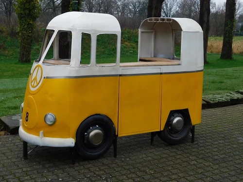 Unique Retro Bus Bar – Large Bar Unit with Wine Rack and Storage Space