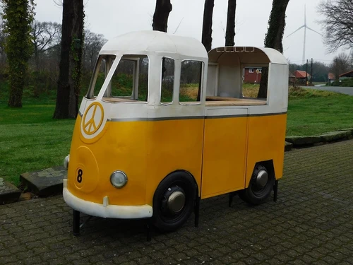 Unique Retro Bus Bar – Large Bar Unit with Wine Rack and Storage Space