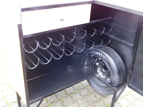 Unique Retro Bus Bar – Large Bar Unit with Wine Rack and Storage Space
