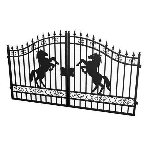 Beautiful black wrought iron gate – 496 cm wide – with rearing horse