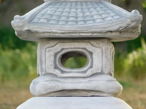 One-off: Japanese Garden Lantern - 55 cm - Stone