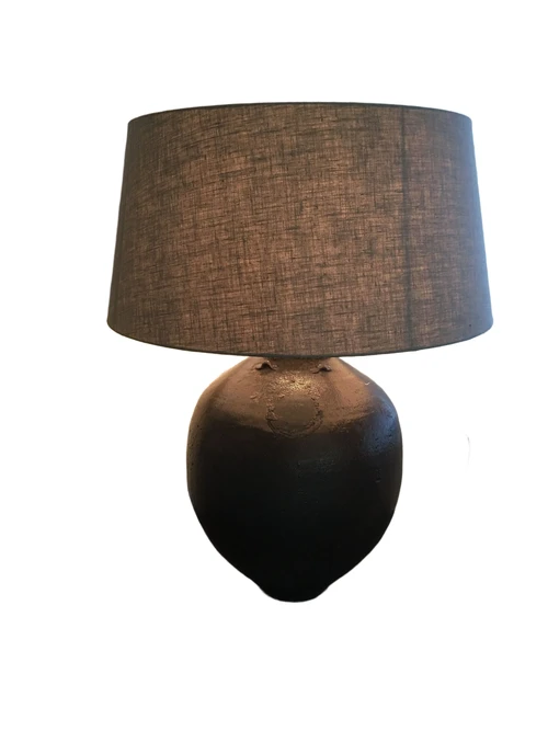 Prachtige lamp op oud indonesische rijstekruik, UNIEK!