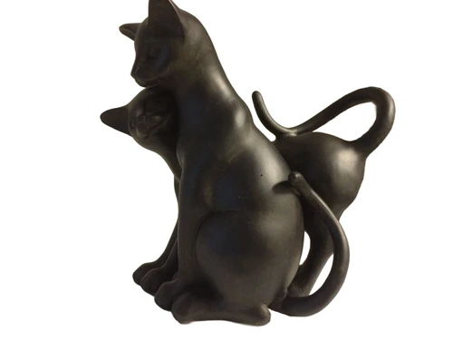 Set of 2 cats playing, polystyrene.