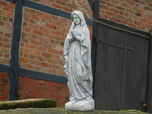Statue Praying Mary - Stone