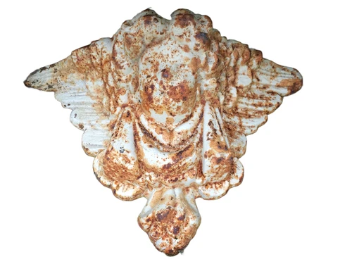 Prachtige wandengel als draagconsole van gietijzer in de kleur wit/rust.