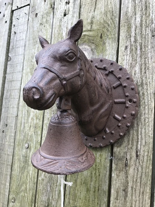 Horse's Head Doorbell – Cast Iron – Ornate Wall Bell