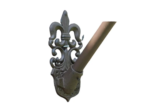 Flagpole holder with French Lily - Brown - Cast iron