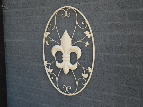 Groot Wandornament - Franse Lelie - Smeedijzer - Antiek-Wit