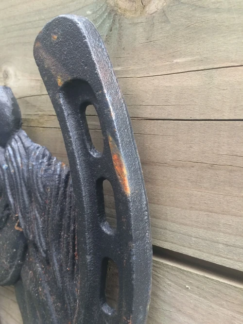 Large Horseshoe with Horse’s Head – Cast Iron – Black Patina