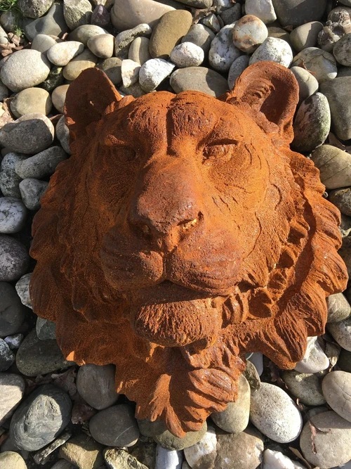 Wall Ornament / Lioness Water Spout – 40 cm – Cast Iron