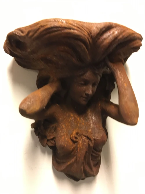 Classic Wall Ornament: Female Figure – Heavy Cast Iron – Rust – 45 cm