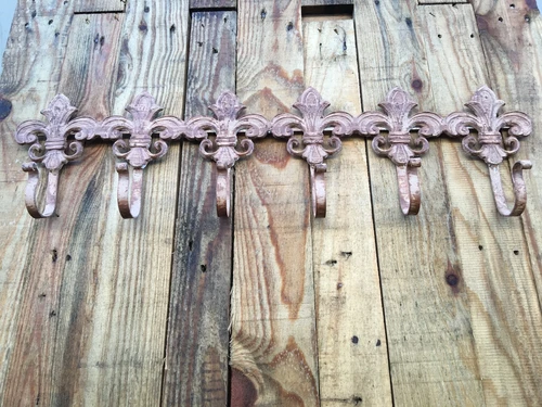 Wand Kapstok Gietijzer - OldWhite-Rust Look - 6 Haaks