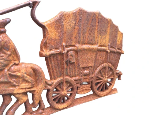 Historic Wall Decoration: Horse and Carriage – Cast Iron – Rust – 56 cm