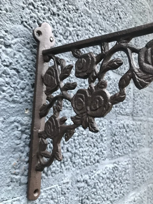 Wall hook with roses - cast iron - decorative wall decoration