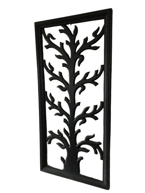 Beautiful wall ornament in colonial wood carved 