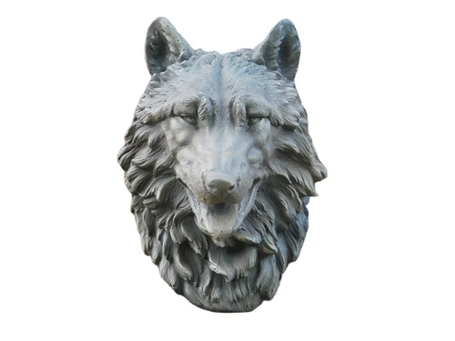 Large wolf head, very beautiful in expression, polystone