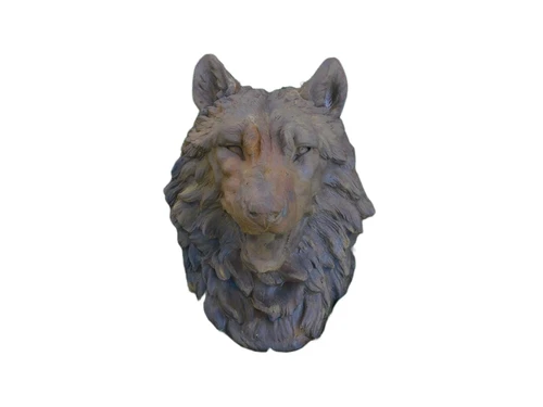 Wolf's head - polystone - in oxide - wall decoration