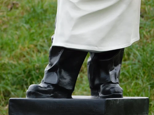 Statue Chef- Baker with Plate - 75 cm - Polystone