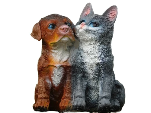 Dog and Cat Figurine - Polystone - in Colour