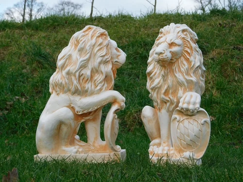 Set Löwen mit Schild - 52 cm - Polystone