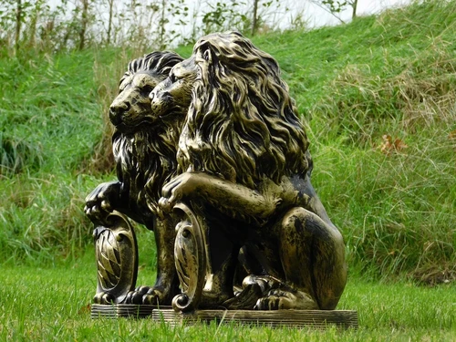 Set van 2 Leeuwen - Zwart/Goud - Polystone