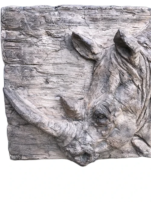 Wall ornament wood look with 3D image of a rhino, polystone-wood.