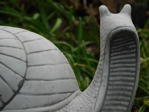 Stone snail - 30 cm - White with Grey