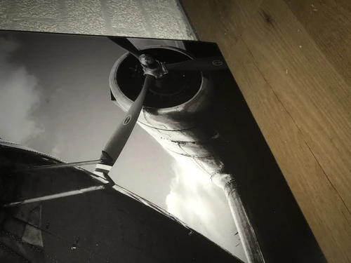 Kunst auf Glas des Flugzeugs: ''De UIVER'', niederländische Geschichte, wunderschön!
