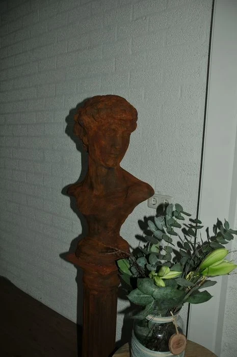 Sculpture David, solid stone oxide, impressively beautiful!!