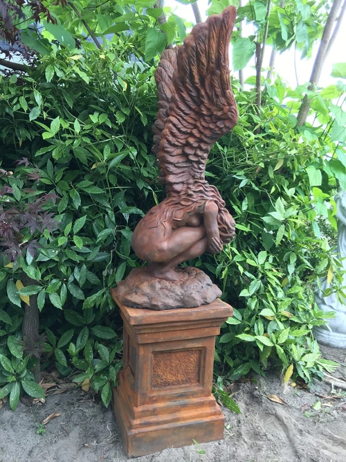 Very large kneeling oxide Angel with wings up on a large oxide pedestal, very large and unique!
