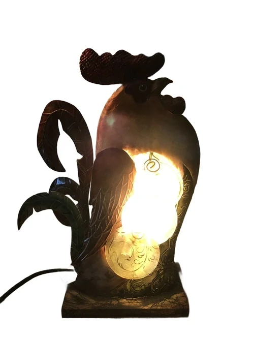 Lamp met haan, decoratief, metaal, mooie lamp, sierlijk.