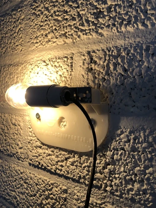 Wandlamp- terracotta steen -wit- W