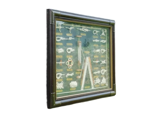 Frame with Ship buttons - Wall display case - Vintage